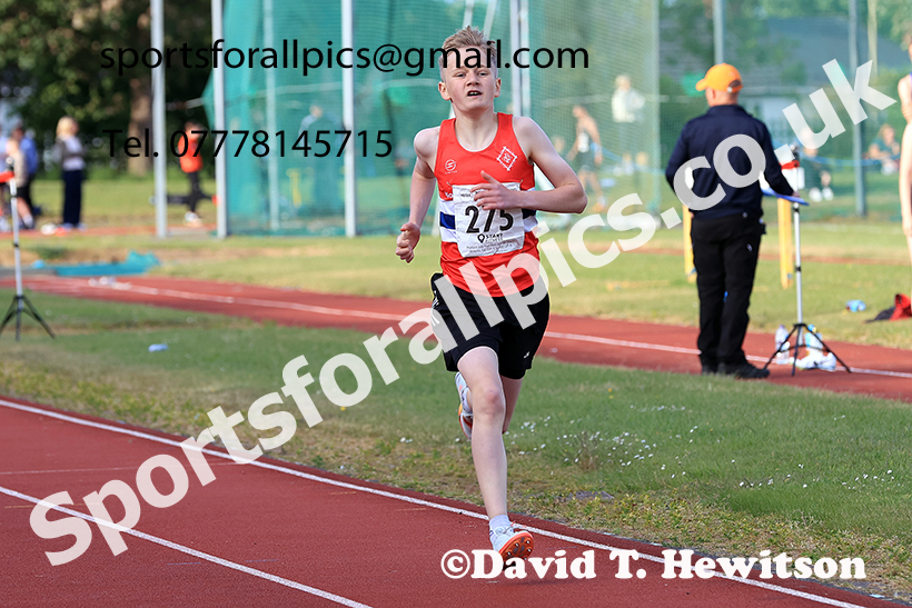 The 800 metres, 2025 NEGP No 2, Monkton Stadium, Wednesday, May 28th. Photo: David T. Hewitson/Sports for All Pics